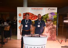 Dennis Raadschelders en Theoharis Ouzounis bewaken de stand van Fluence