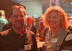 Hans Kerstjens (ZON) en Corina van der Pol (Polz'n advies en projectbegeleiding)