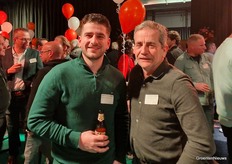 Joost en Gerard van der Vleuten van Kwekerijen van der Vleuten telen de snijtomaat. 