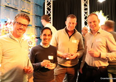 Stefan van Os (Growers United/Purple Pride), Naushad Aliradja (Heemskerk), Chris Hoek (Heemskerk) en Jeroen Prins (Growers United/Purple Pride)
