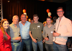 De families Vereijken (Gerard, Bart en Daan) en Persoon (Marco, Vince en Rosalie)