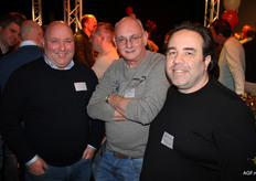 Jurgen Crutzen en Loek Smets van P. Smets uit Geleen met in het midden Cees-Bram Heemskerk van Impex Heemskerk