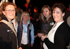 Danielle Coenen, Sabrina Houten, Ilse van Teeffelen en Louise Peeters