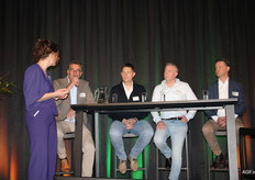 Paneldiscussie geleid door Anky van Veghel met John Willems, Peer Schraven (Compliment), Bas van Leeuwen (Westburg) en Michiel Geraedts (Staay Venlo)