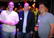 Lars Berkhout van B-Four Agro met Stan van den Elsen van ZON en Stan Vievermans van P. van Osch Groenteproducties