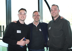 Verry Veel van FreshClusive te midden van de gebroeders Stefan en Maurice van Smoorenburg (respectievelijk FreshClusive en QPI)