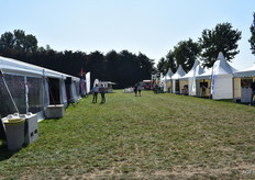 De start van de dag begon nog rustig, later kwamen er steeds meer belangstellenden met uiteindelijk ruim 300 bezoekers