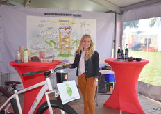 Evi Timmermans van Berry Briljant: "We zetten ons in voor een zachtfruithotspot op deze locatie. Zodat Horst het centrum wordt van de teelt in zachtfruit en er een fysieke plek ontstaat voor de sector voor ontmoeting en ontwikkeling en dit daarnaast ook een plek wordt van educatie van consumenten, jongeren en scholieren."