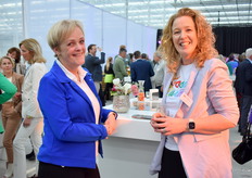 Annemarie van Dam van Interpolis en Esther Witkamp van de organisatie.