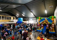 "SPRINGKUSSEN" aldus de kleuter die dit jaar meeging.