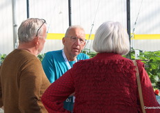 In de bekende blauwe t-shirts waren genoeg vraagbaken te vinden in de kassen van Kwekerij van Tuyl.