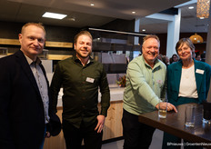 Dennis en Leon Ammerlaan en Jolanda Mourits van Ministerie LVVN 
