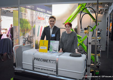 Adam Nenczak, Precimet.