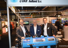 Sjirk Idzenga, Yitz Silver en Robert Janssen van Uvar bij hun automatische filter: 6Metic