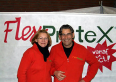 Erik van Gool en Nettey Plasmans van FlexProtex.