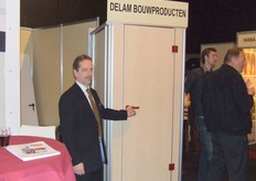 Henk Lamar van Delam B.V. levert scheidingswanden voor de unitbouw.