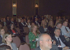 Ook vanuit de zaal kwamen veel kritische vragen.