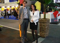 Pieter en Dirian Boekhout gaan langs bij de vele bekenden uit de agf-wereld. De stand van Freshplaza.com is druk bezocht en de Holland Fresh Guide is aan iedereen uitgedeeld.