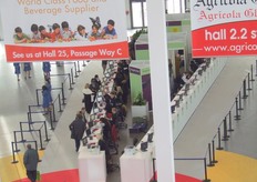 Een dergelijke beurs vergt een flinke organisatie