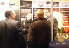 De stand van Jager Verwarming is goed bezocht.