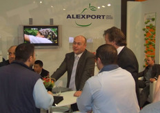 Alexander Visser en William de Groot in gesprek met bezoekers