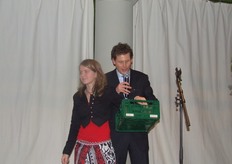 Adrienne Boekhout trekt het visitekaartje van...