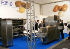 Uien en aardappelbewerkingsmachines van Finis