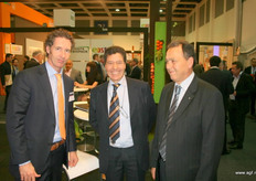 Bob van Aalen en Mohammed Laroussi en collega