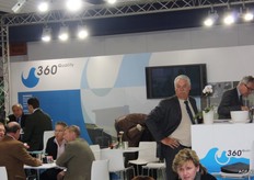 De gezamenlijke stand van 360 Quality waar verschillende rederijen in staan. o.a. de Belgian New Fruit Wharf, de bananenhaven