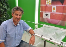 Rene de Koning van Peter Dekker Installaties met het Double Slip-In System.