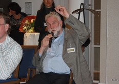 Na de presentaties konden vragen gesteld worden en werd er gediscussieerd over hoe de retail te benaderen. Peter Klapwijk (GreenQ).