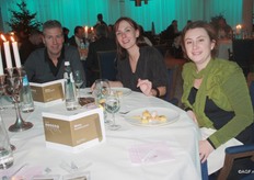 Paul van Koppen (Kwekerij 't Woudt), Jamie van Leeuwen (Van Oers United) en Nina Knevel (Monsanto)