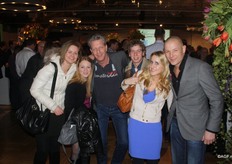 Gertrude, Kelly en Corline en Henry met Dutch Credit Brokers