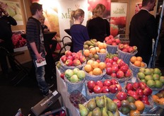 Fruit Masters met de kleurrijke stand
