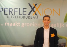 Perflexxion: Ronald Mak.