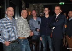 Piet Kuyvenhoven van Kuyvenhoven Elektrotechnie, Richard Dreckmeier van KD Telematica, Gerard Gerritsen en Arjan van Nieuwkerk van WijZijnDe.IT en Sjef Enthoven van Bureau Enthoven Communicatie
