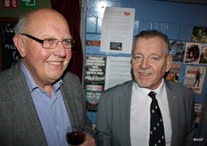 Oudgedienden Jan Schokker en Fred Koch