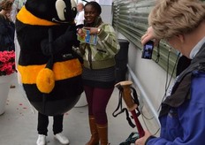 Op de foto met de bij van Koppert.