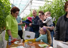 Uitleg over de tomaten en de hommels, altijd een succesonderwerp