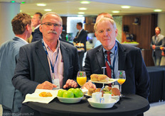 Independent UK greenhouse consultant John Hall en Jim McAlpine van Fargro.