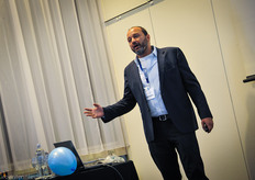 Farris Farrag begon met een carrière in het bankwezen, maar is inmiddels de man achter het succes van Bustan Aquaponics in Egypte.