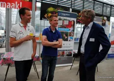 Jan van Genderen van RoyalBerry met Erik Gerichausen van Royal Berry en Johan Kodde van Hoogendoorn