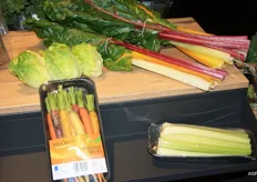 Nieuwe kleuren in het aanbod. De rainbow carrots en warmoes zijn beschikbaar in diverse kleuren.