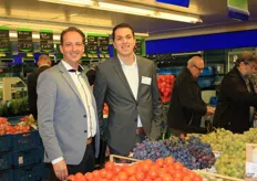 Lachende gezichten: Leonard de Vries van Fruitypack (links) en Dennis de Wit van Olympic Fruit (rechts).