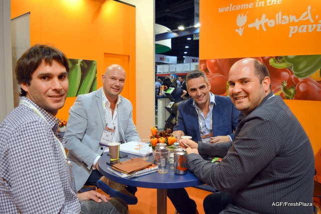 Xunuk qiz bilan porno onlayn