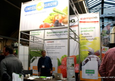 Andreas Wrogeman van Campag (Germany) staan 2 dagen in Den Bosch met de Duits/Zwitserse bedrijf Swiss Grow/Campag