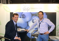 Marcel en Leon Driessen van Drienvenplant stonden op de beurs met het oog op de Intenational Soft Fruit Conference op donderdag 7 januari.