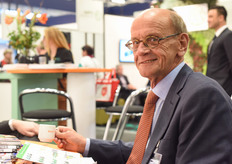 Cor Disselkoen van Maria's Farms is druk aan het bouwen in Australië.