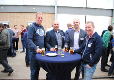 Rob van Marrewijk, Lema Tomaten, met Dennis Brom en Jeroen de Wit van Van der Ende Pompen en Barry Baruch van Schenkeveld