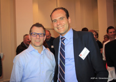 Bernd Müller van Edeka met Dominiek Keersebilck van de REO Veiling.